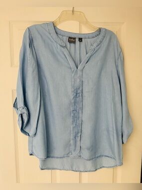 Soho - New York & Company Light  Blue Chambray Split-Neck Blouse / Size Large